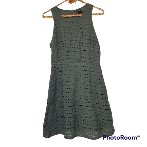 GAP  Eyelet Sleeveless Cool Olive Fully Lined Cotton Dress Size:4 - Picture 6 of 6